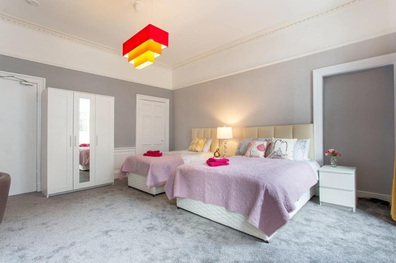 Stunning 2-Bed Apartment in Central EDI Exterior foto