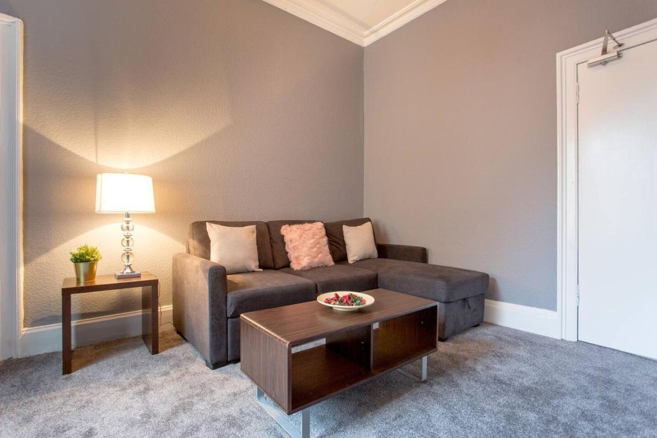 Stunning 2-Bed Apartment in Central EDI Exterior foto